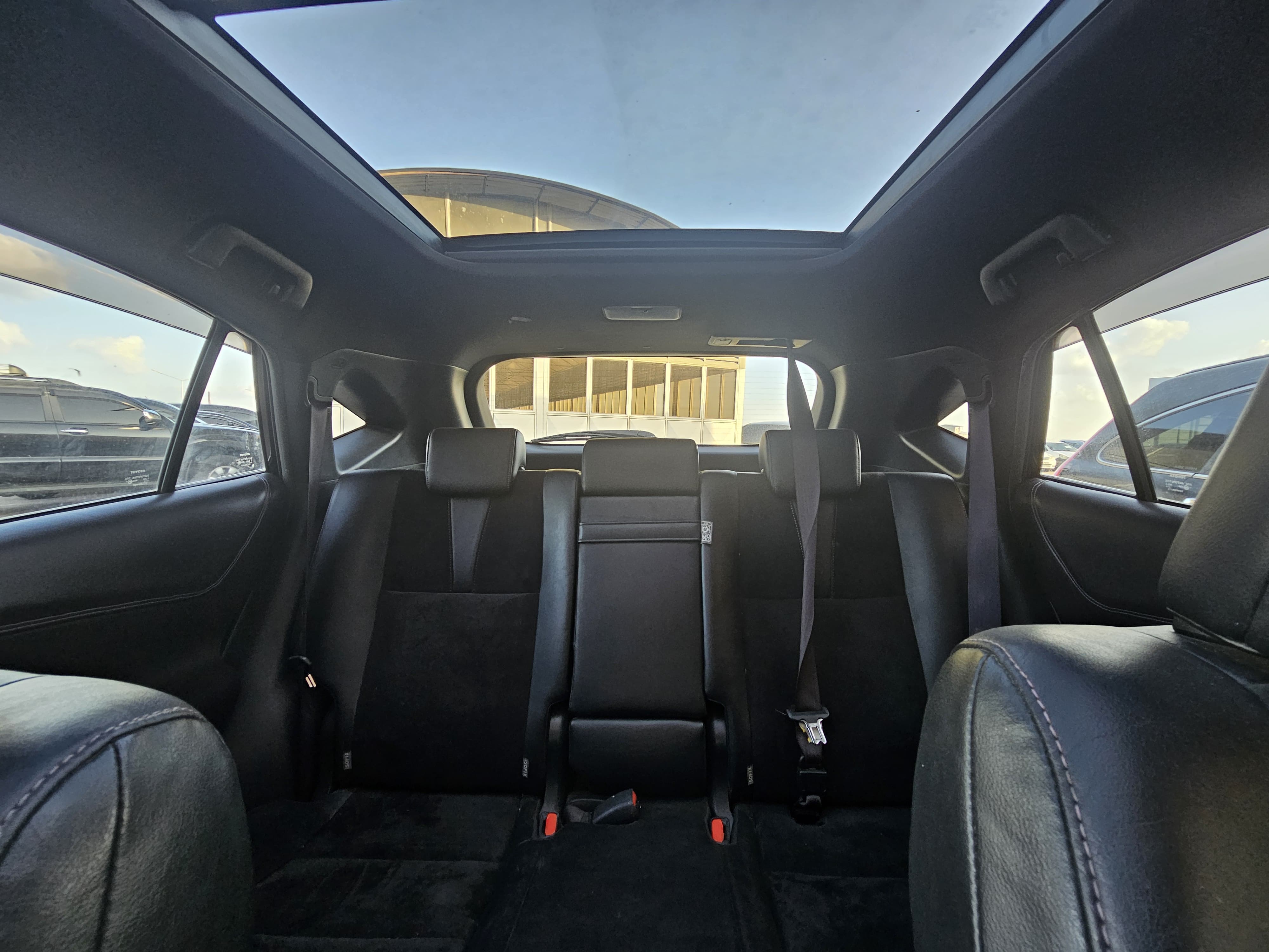Toyota Harrier with SUNROOF New Arrival New Shape QUICK SALE You Pay 30% Deposit Hire purchase installments HP UpTo 70% financing/finance NO CRB STATUS CHECK Trade in OK