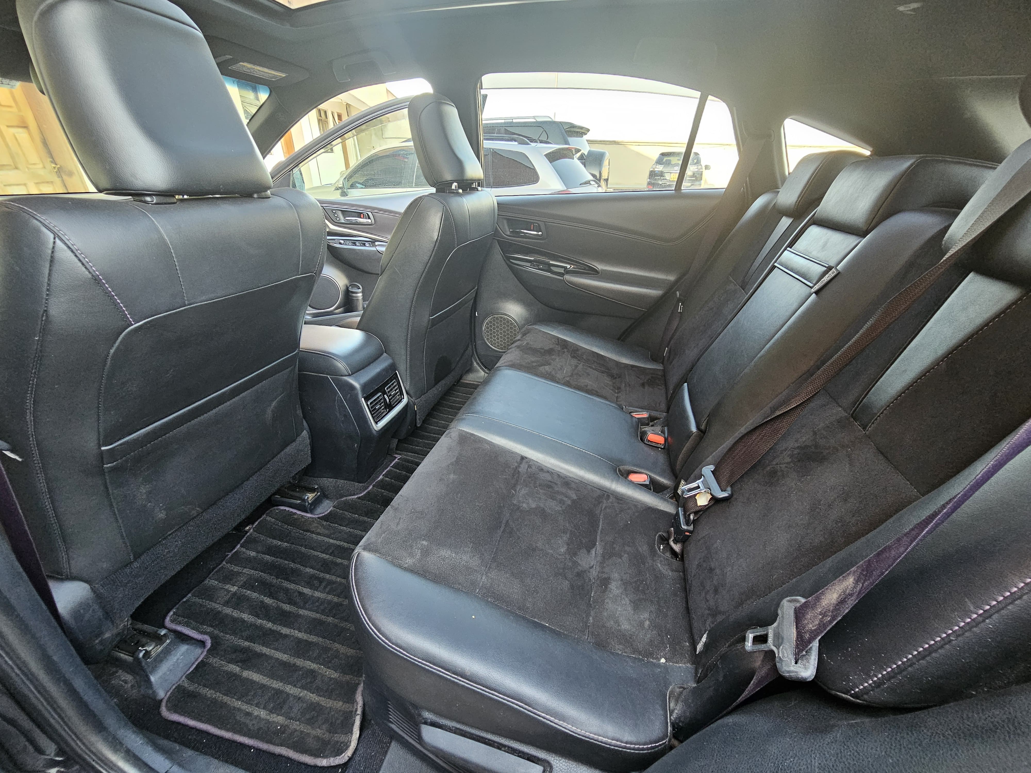 Toyota Harrier with SUNROOF New Arrival New Shape QUICK SALE You Pay 30% Deposit Hire purchase installments HP UpTo 70% financing/finance NO CRB STATUS CHECK Trade in OK