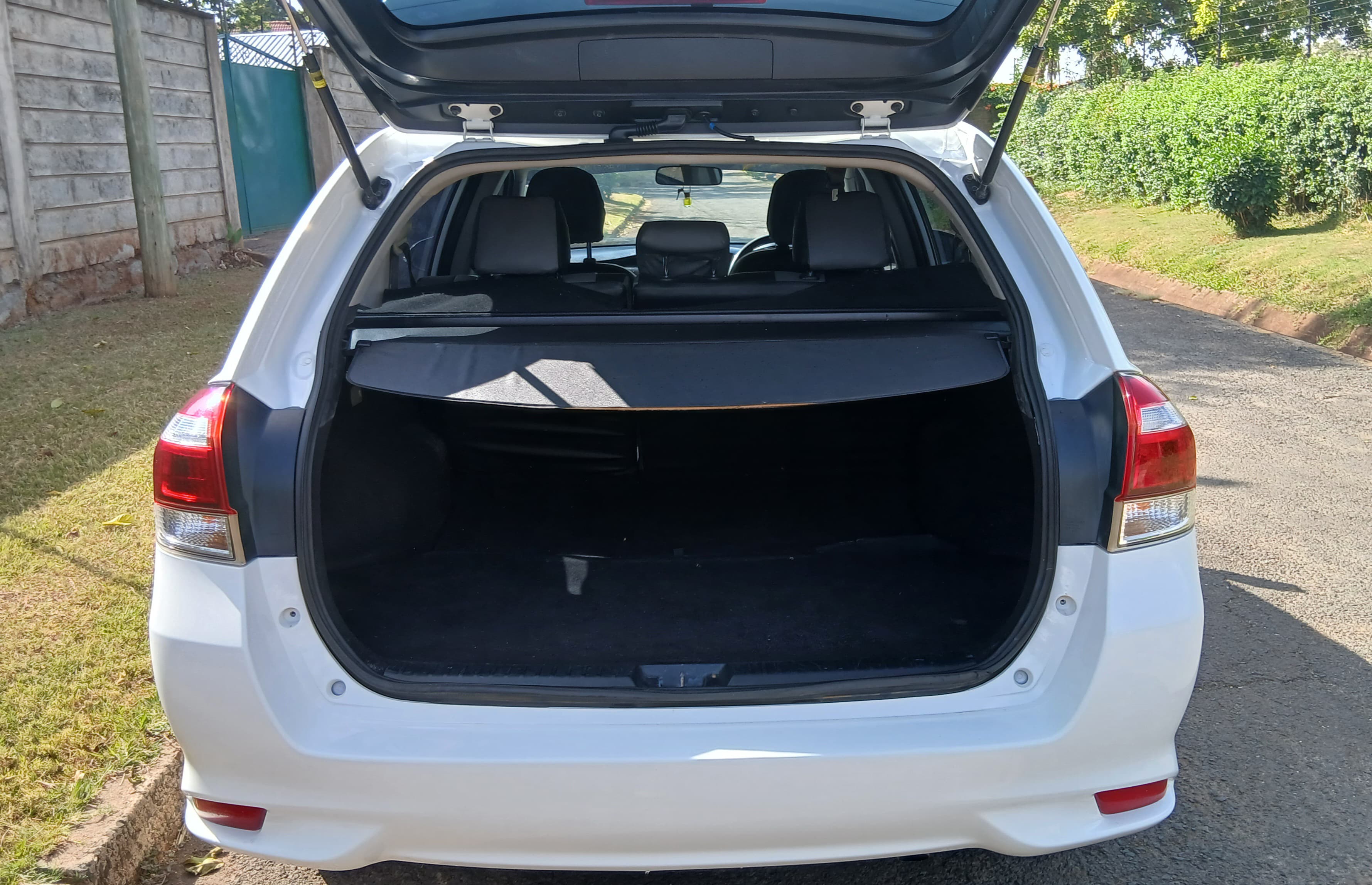 Toyota Corolla Fielder non hybrid New Shape QUICK SALE You Pay 30% Deposit Hire purchase installments HP UpTo 70% financing/finance NO CRB STATUS CHECK Trade in OK