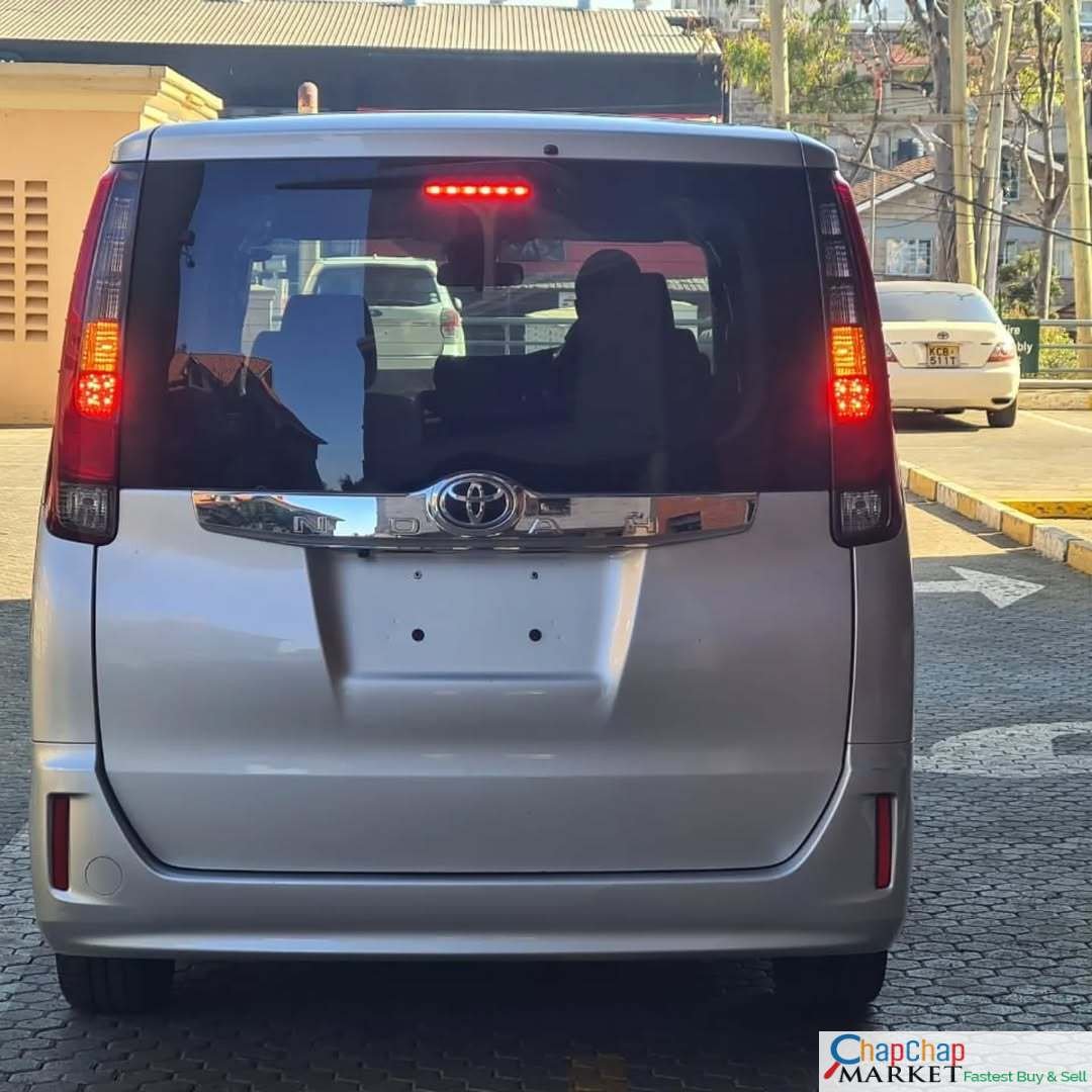 Toyota Noah New Arrival 8 seater QUICK SALE You Pay 30% Deposit Hire purchase installments HP UpTo 70% financing/finance NO CRB STATUS CHECK Trade in OK