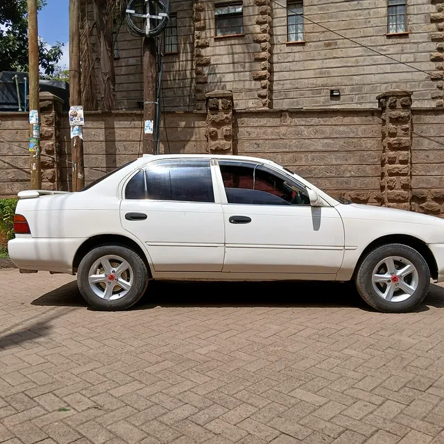 Toyota Corolla 100 Very clean 🌞 QUICK SALE You Pay 30% Deposit Hire purchase installments HP UpTo 70% financing/finance NO CRB STATUS CHECK Trade in OK