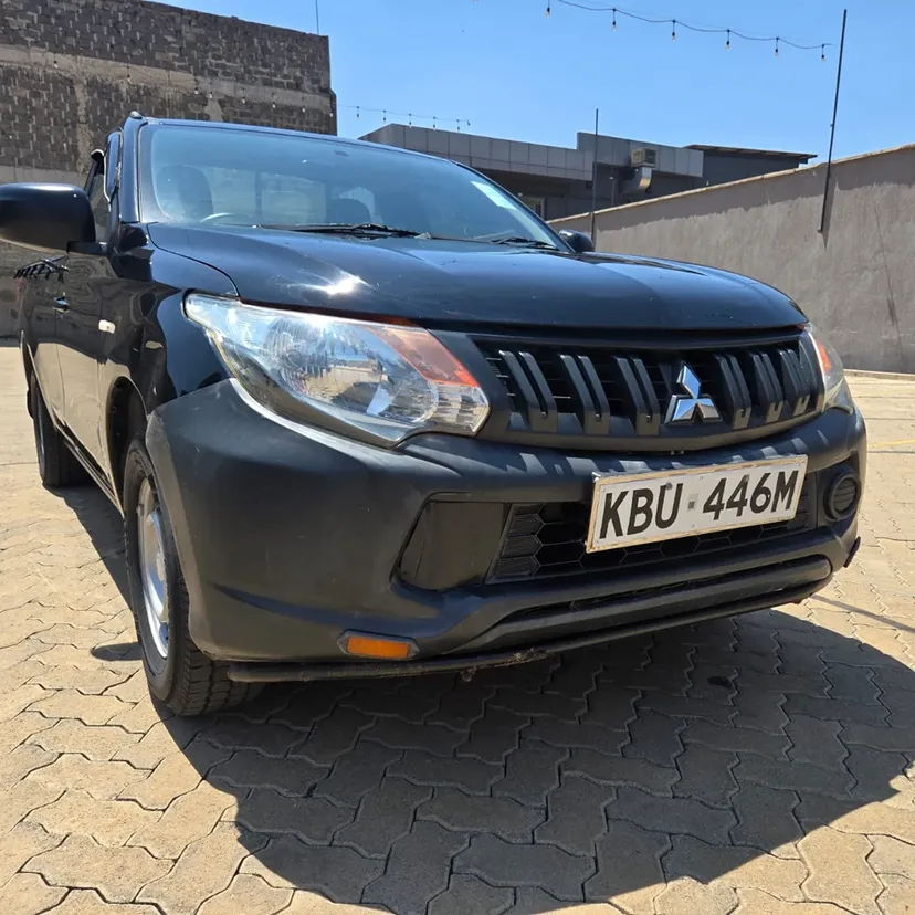 MITSUBISHI L200 pick up single cab QUICK SALE You Pay 30% Deposit Hire purchase installments HP UpTo 70% financing/finance NO CRB STATUS CHECK Trade in OK