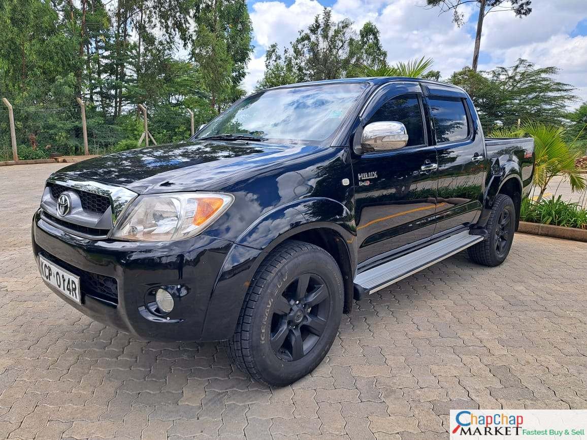 Toyota Hilux Double Cab fully loaded QUICK SALE You Pay 30% Deposit Hire purchase installments HP UpTo 70% financing/finance NO CRB STATUS CHECK Trade in OK manual diesel