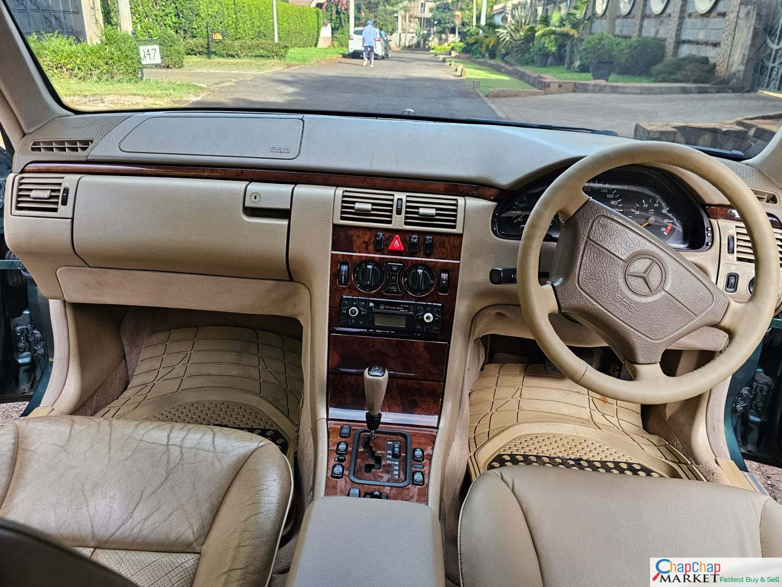 MERCEDES-BENZ e200 e class 124 111 fully loaded QUICK SALE You Pay 30% Deposit Hire purchase installments HP UpTo 70% financing/finance NO CRB STATUS CHECK Trade in OK