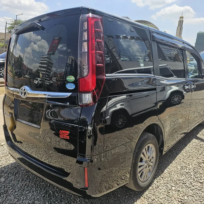 Toyota ESQUIRE VAN 8 SEATER NEW SHAPE QUICK SALE You Pay 30% Deposit Hire purchase installments HP UpTo 70% financing/finance NO CRB STATUS CHECK Trade in OK