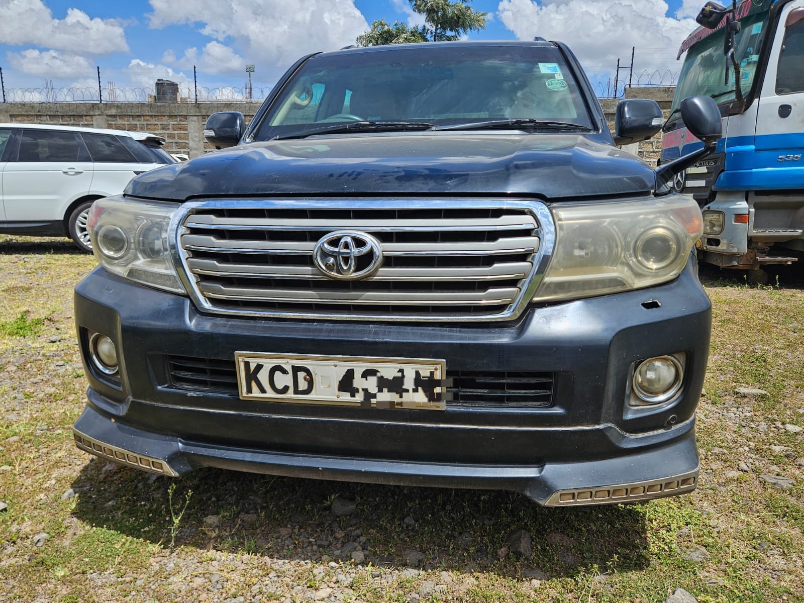 Armoured bullet-proof TOYOTA LAND-CRUISER ZX v8 fully loaded QUICK SALE You Pay 30% Deposit Hire purchase installments HP UpTo 70% financing/finance NO CRB STATUS CHECK Trade in OK