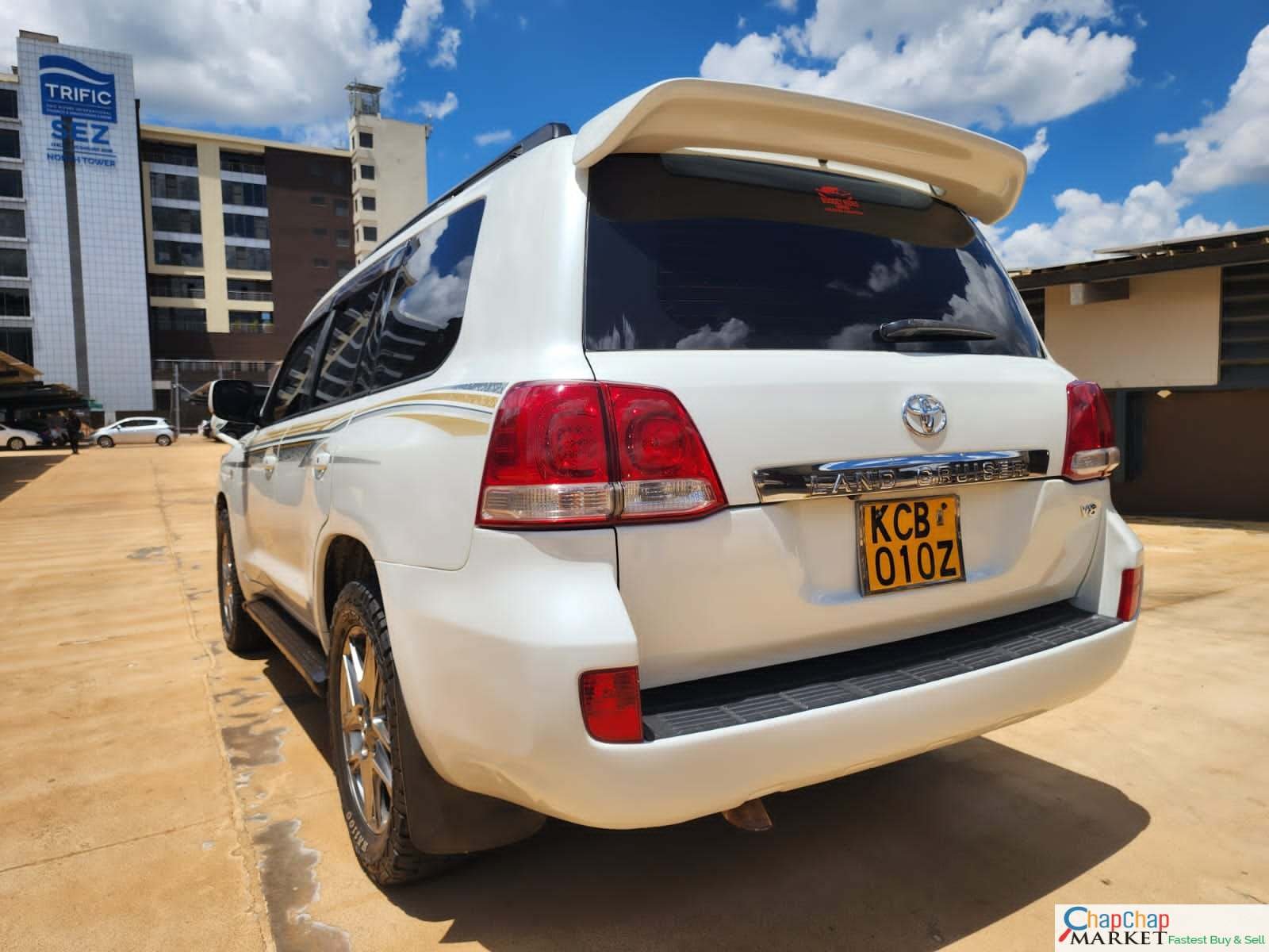 TOYOTA LAND-CRUISER V8  200 series QUICK SALE You Pay 30% Deposit Hire purchase installments HP UpTo 70% financing/finance NO CRB STATUS CHECK Trade in OK