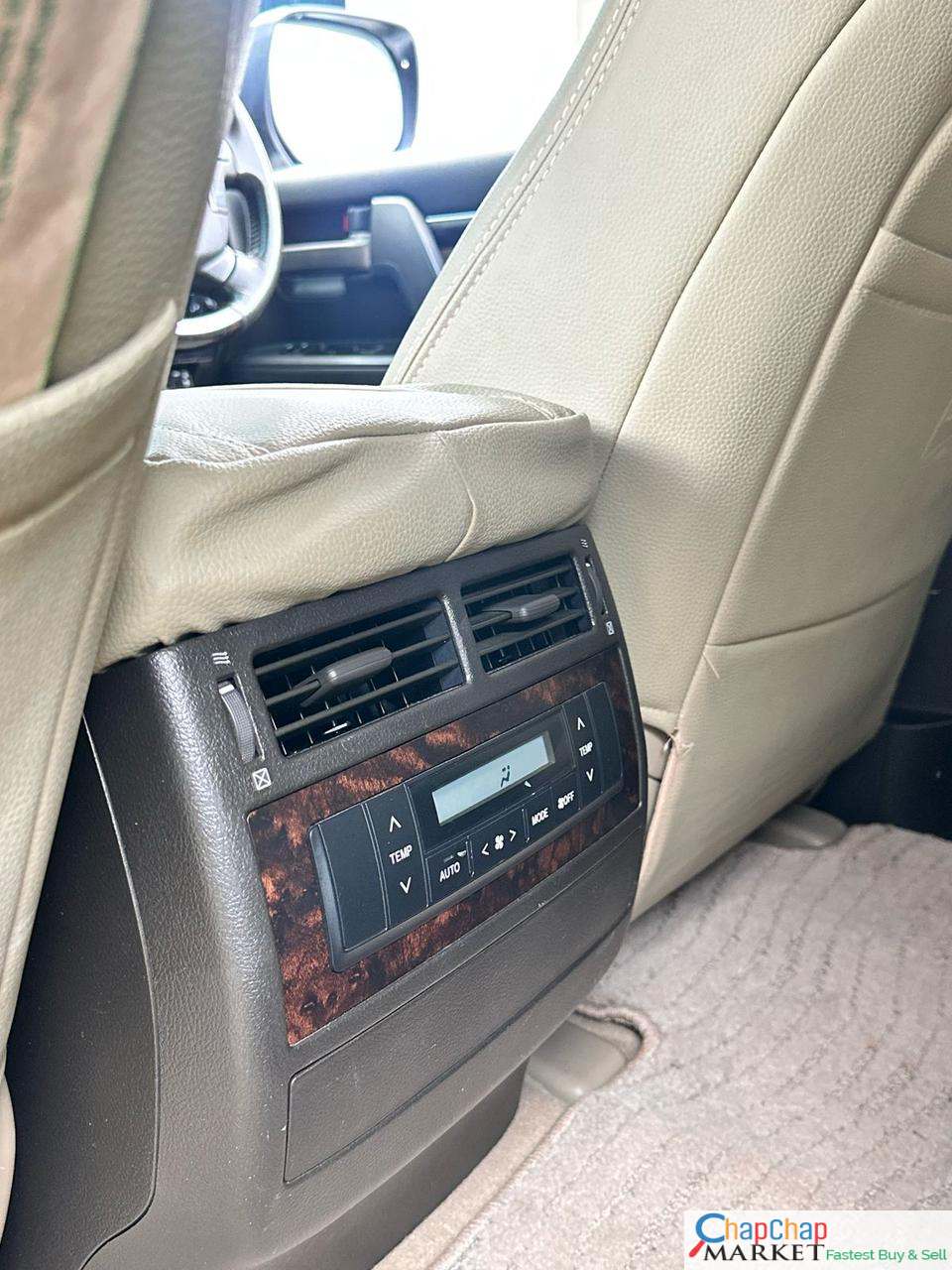 TOYOTA LAND-CRUISER 200 SERIES QUICK SALE You Pay 30% Deposit Hire purchase installments HP UpTo 70% financing/finance NO CRB STATUS CHECK Trade in OK