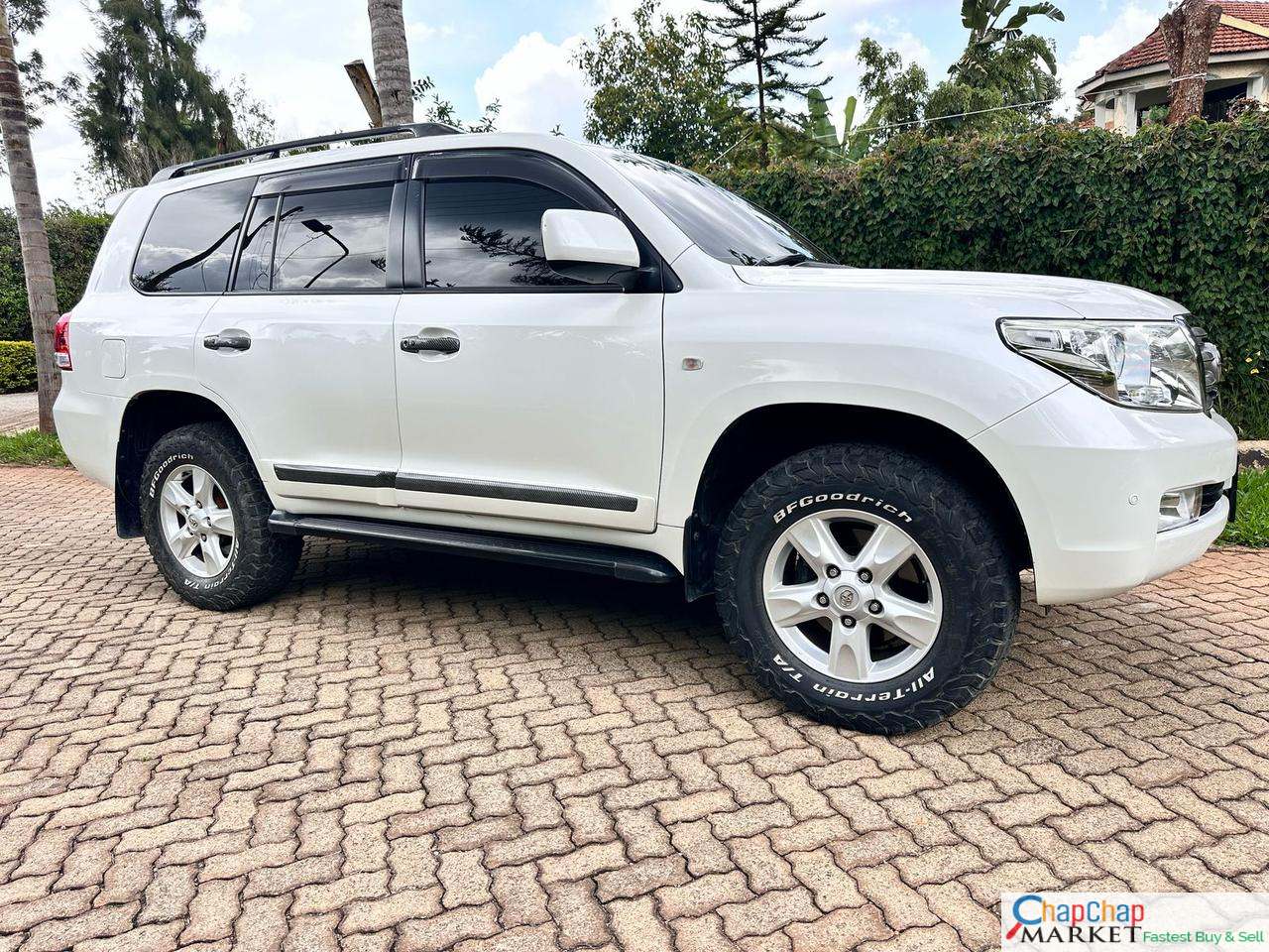 TOYOTA LAND-CRUISER 200 SERIES QUICK SALE You Pay 30% Deposit Hire purchase installments HP UpTo 70% financing/finance NO CRB STATUS CHECK Trade in OK