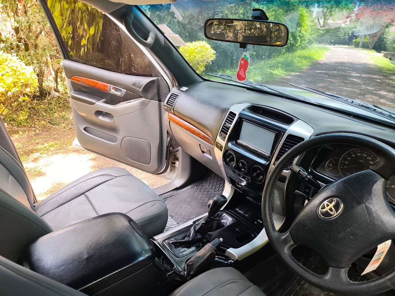 TOYOTA LAND-CRUISER PRADO j120 diesel Clean QUICK SALE You Pay 30% Deposit Hire purchase installments HP UpTo 70% financing/finance NO CRB STATUS CHECK Trade in OK 20 Img 20250408 wa0010