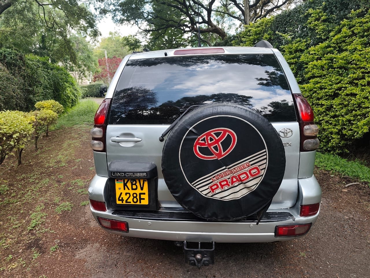 TOYOTA LAND-CRUISER PRADO j120 diesel Clean QUICK SALE You Pay 30% Deposit Hire purchase installments HP UpTo 70% financing/finance NO CRB STATUS CHECK Trade in OK 13 Img 20250408 wa0012