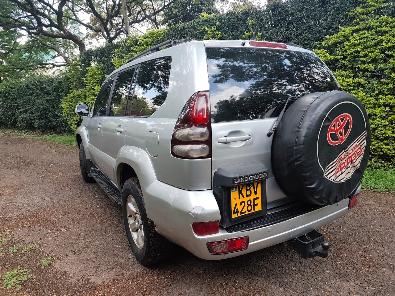 TOYOTA LAND-CRUISER PRADO j120 diesel Clean QUICK SALE You Pay 30% Deposit Hire purchase installments HP UpTo 70% financing/finance NO CRB STATUS CHECK Trade in OK 9 Img 20250408 wa0014