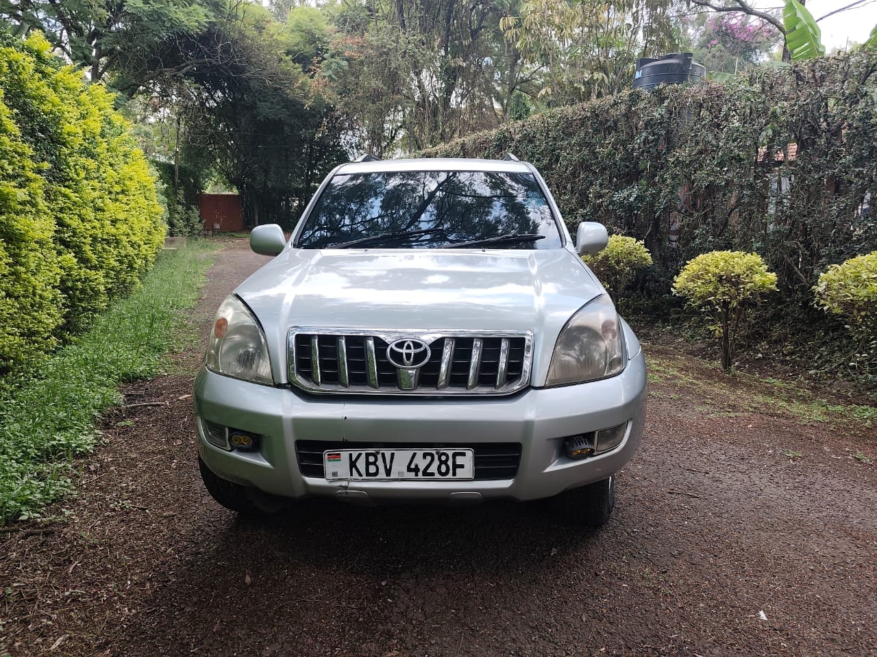 TOYOTA LAND-CRUISER PRADO j120 diesel Clean QUICK SALE You Pay 30% Deposit Hire purchase installments HP UpTo 70% financing/finance NO CRB STATUS CHECK Trade in OK 11 Img 20250408 wa0015