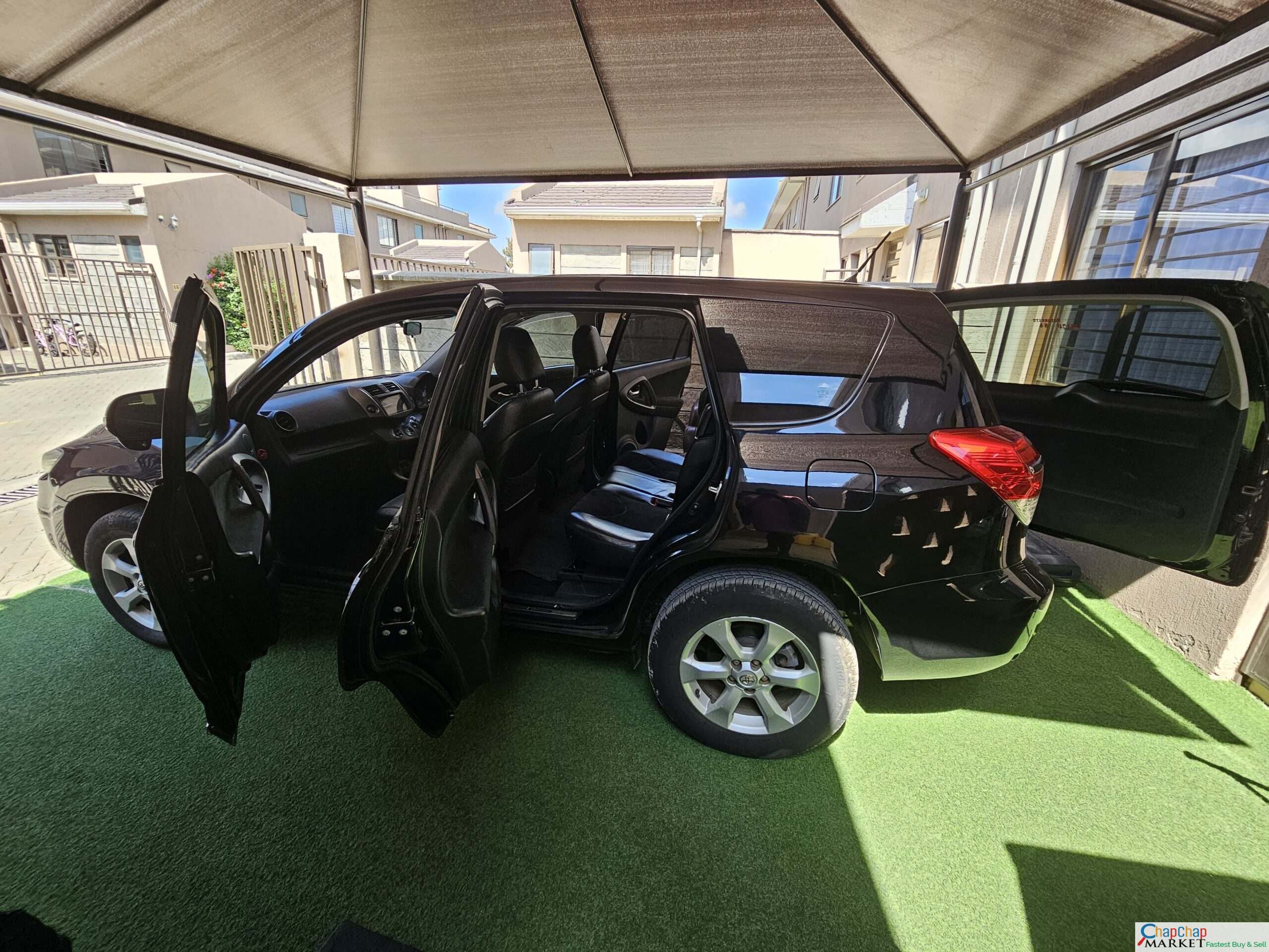 Toyota vanguard with SUNROOF LEATHER QUICK SALE You Pay 30% Deposit Hire purchase installments HP UpTo 70% financing/finance NO CRB STATUS CHECK Trade in OK clean