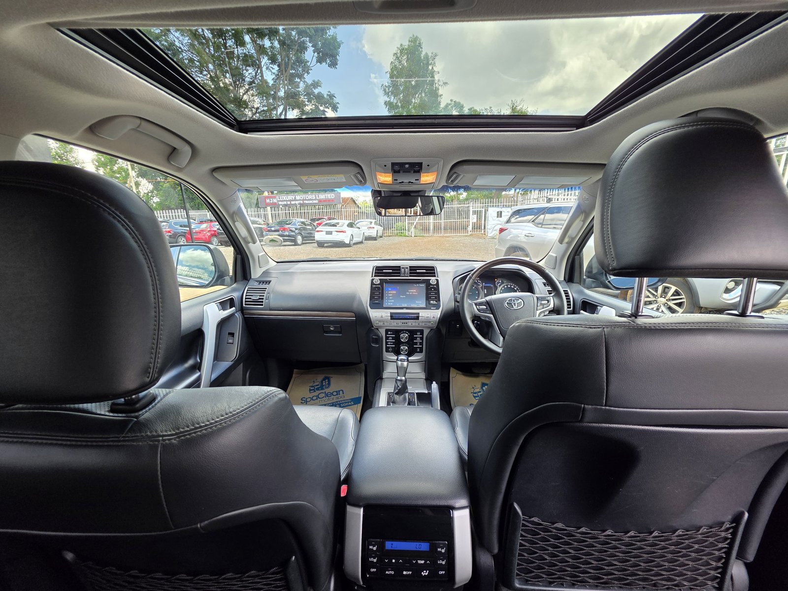Toyota Land-Cruiser Prado VX-L New Arrival New shape QUICK SALE You Pay 30% Deposit Hire purchase installments HP UpTo 70% financing/finance NO CRB STATUS CHECK Trade in OK black