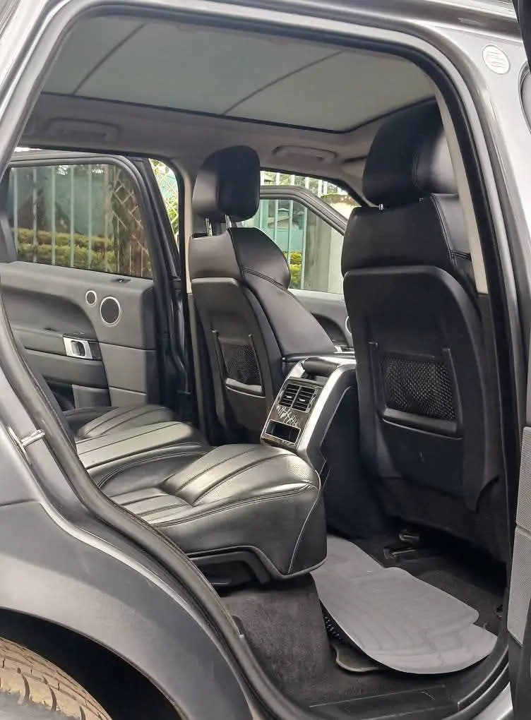 RANGE ROVER Sport HSE fully loaded moon roof on offer Deal QUICK SALE You Pay 30% Deposit Hire purchase installments HP UpTo 70% financing/finance NO CRB STATUS CHECK Trade in OK 39 Img 20250514 wa0067