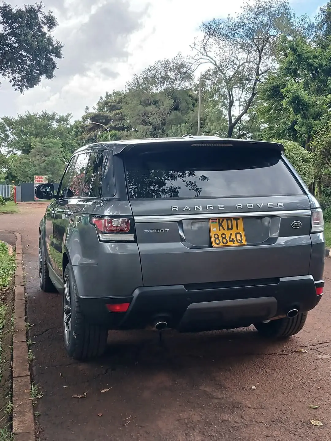 RANGE ROVER Sport HSE fully loaded moon roof on offer Deal QUICK SALE You Pay 30% Deposit Hire purchase installments HP UpTo 70% financing/finance NO CRB STATUS CHECK Trade in OK 34 Img 20250514 wa0073