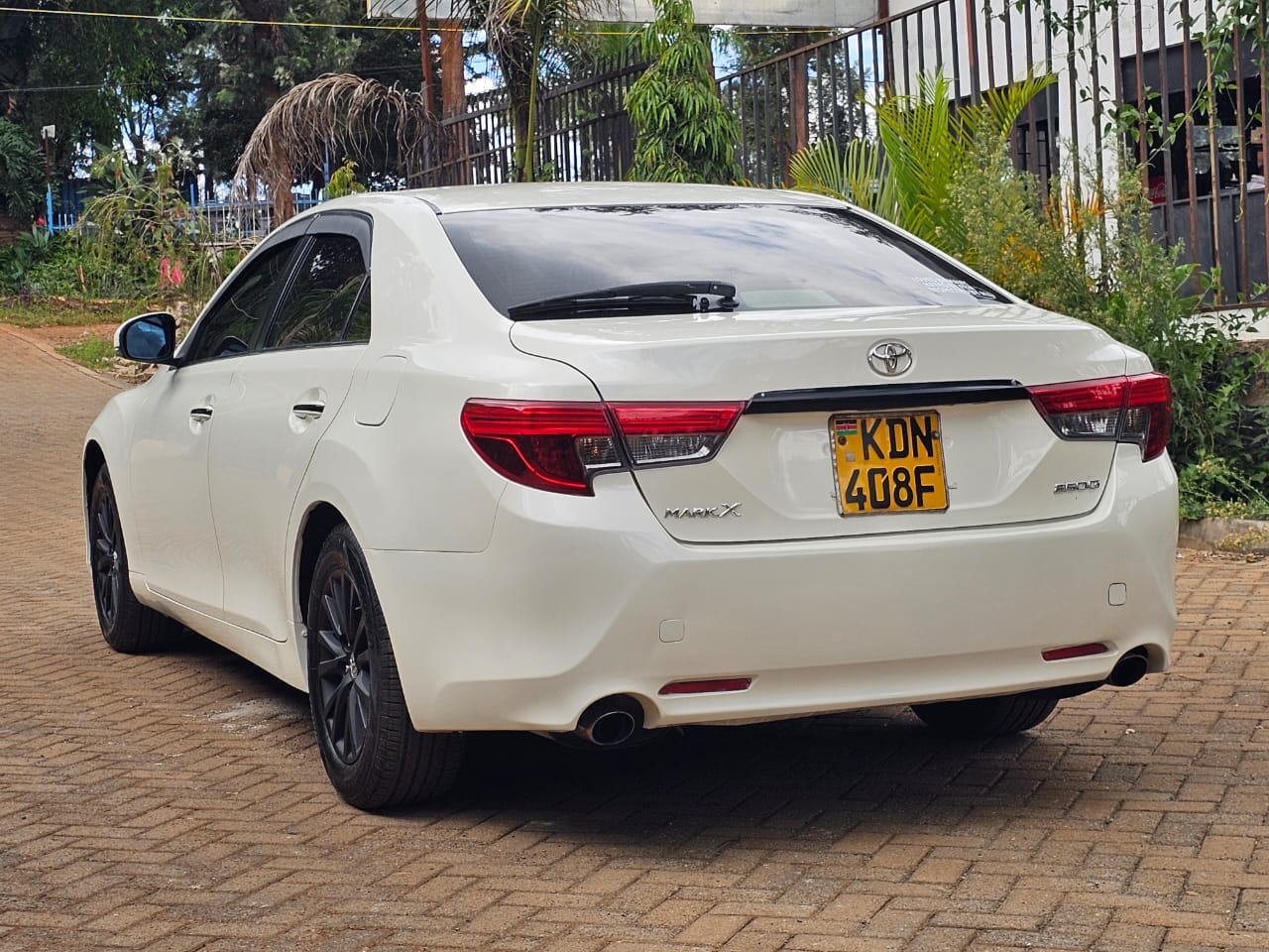 Toyota Mark X New shape Cleanest QUICK SALE DEAL ON OFFER You Pay 30% Deposit Hire purchase installments HP UpTo 70% financing/finance NO CRB STATUS CHECK Trade in OK 39 Toyota Mark X New shape Cleanest QUICK SALE DEAL ON OFFER You Pay 30% Deposit Hire purchase installments HP UpTo 70% financing/finance NO CRB STATUS CHECK Trade in OK