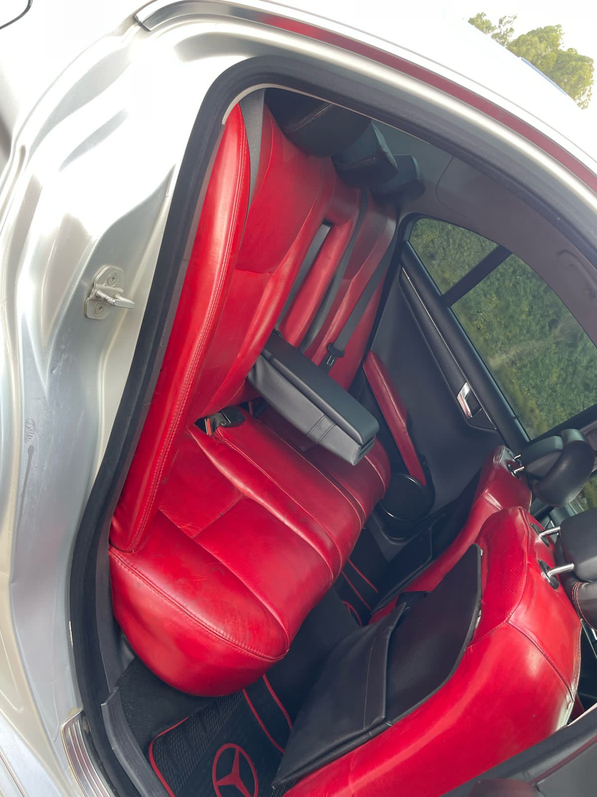 Mercedes Benz C200 c class DEAL ON OFFER QUICK SALE You Pay 30% Deposit Hire purchase installments HP UpTo 70% financing/finance NO CRB STATUS CHECK Trade in OK 39 Mercedes Benz C200 c class DEAL ON OFFER QUICK SALE You Pay 30% Deposit Hire purchase installments HP UpTo 70% financing/finance NO CRB STATUS CHECK Trade in OK