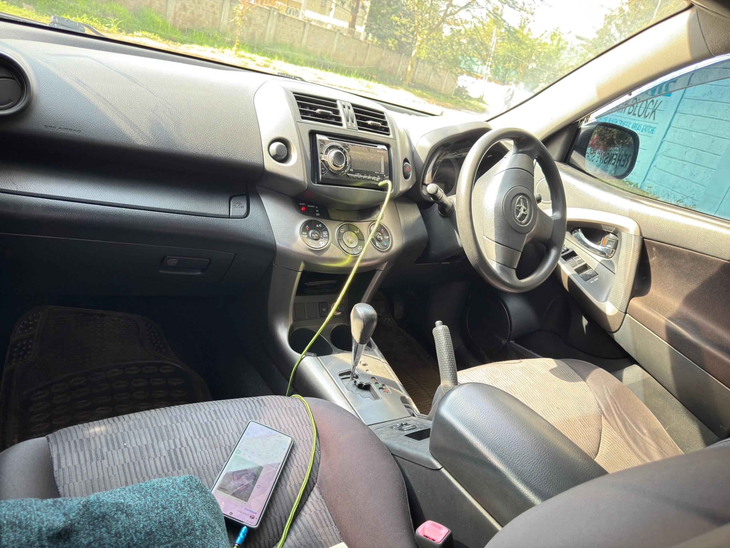Toyota Rav 4 Very clean  on offer Deal QUICK SALE You Pay 30% Deposit Hire purchase installments HP UpTo 70% financing/finance NO CRB STATUS CHECK Trade in OK