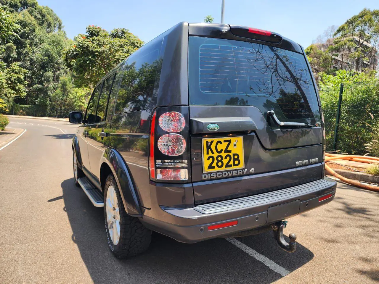 LAND ROVER  DISCOVERY 4  SUNROOF/MOONROOF SDV6 HSE QUICK SALE Deal on offer You Pay 30% Deposit Hire purchase installments HP UpTo 70% financing/finance NO CRB STATUS CHECK Trade in OK