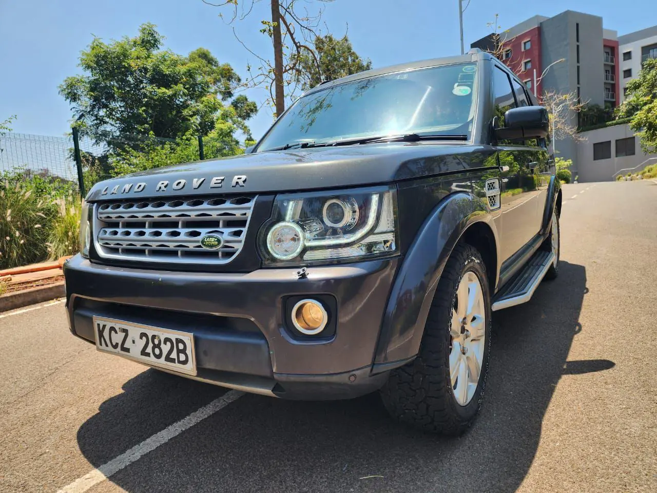 LAND ROVER  DISCOVERY 4  SUNROOF/MOONROOF SDV6 HSE QUICK SALE Deal on offer You Pay 30% Deposit Hire purchase installments HP UpTo 70% financing/finance NO CRB STATUS CHECK Trade in OK