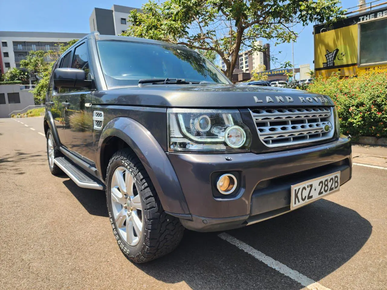 LAND ROVER  DISCOVERY 4  SUNROOF/MOONROOF SDV6 HSE QUICK SALE Deal on offer You Pay 30% Deposit Hire purchase installments HP UpTo 70% financing/finance NO CRB STATUS CHECK Trade in OK