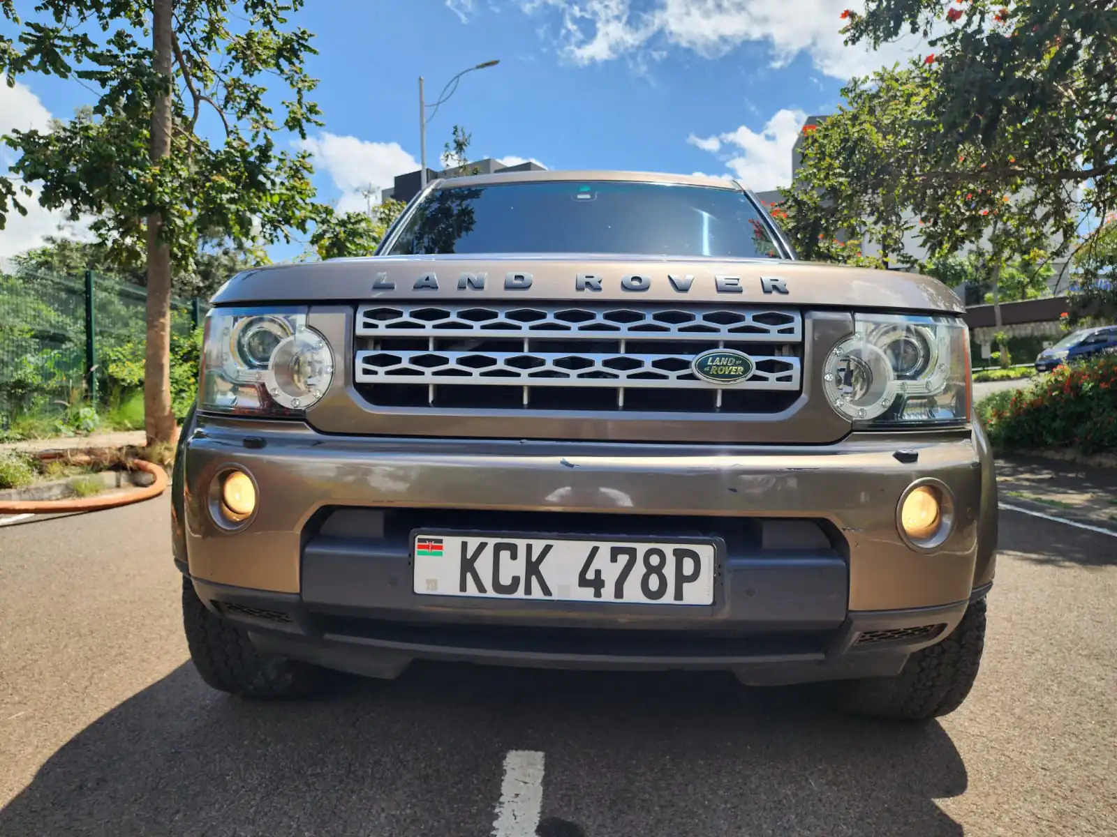 LAND ROVER  DISCOVERY 4  triple SUNROOF/MOONROOF SDV6 HSE QUICK SALE Deal on offer You Pay 30% Deposit Hire purchase installments HP UpTo 70% financing/finance NO CRB STATUS CHECK Trade in OK