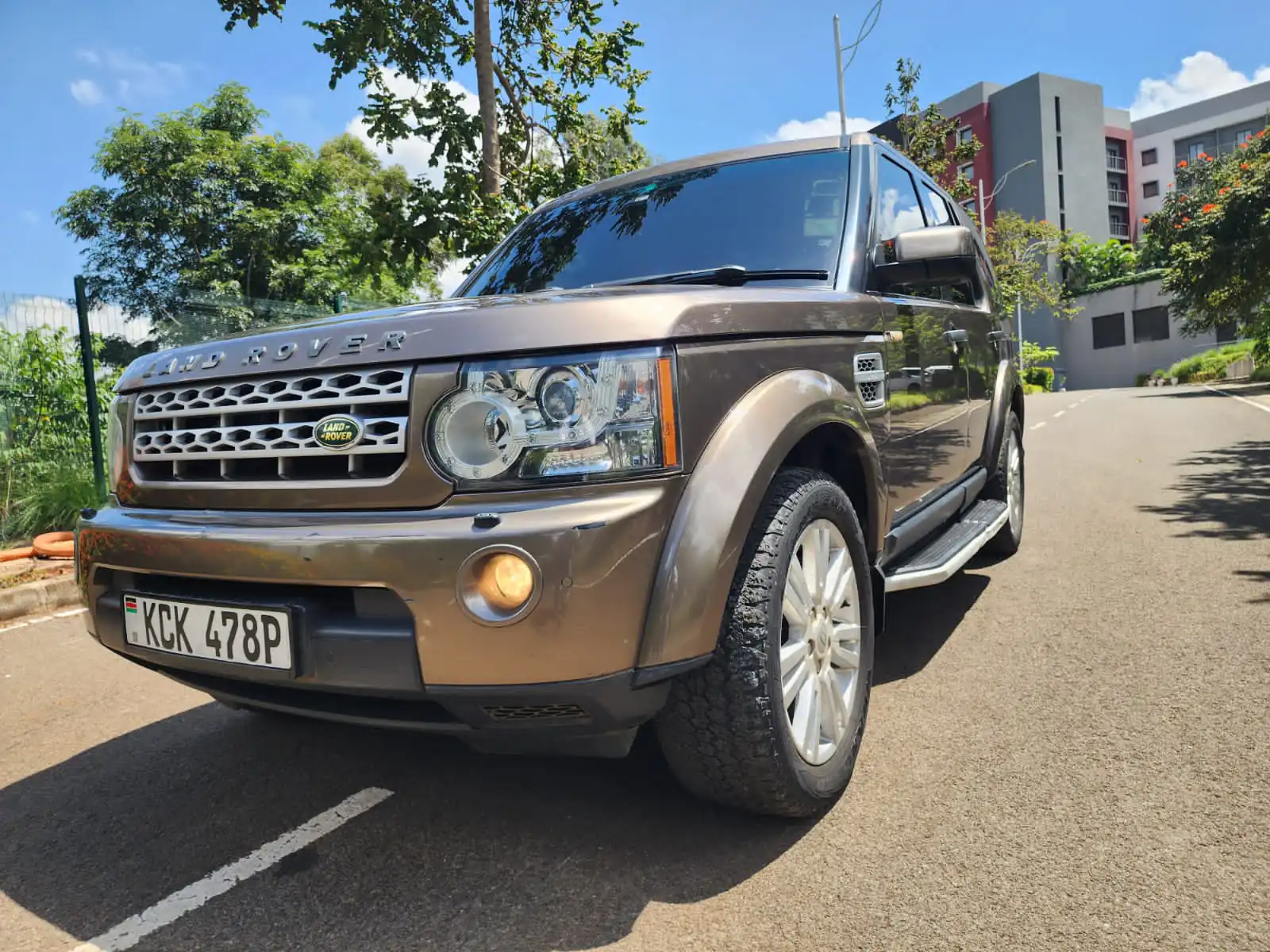 LAND ROVER  DISCOVERY 4  triple SUNROOF/MOONROOF SDV6 HSE QUICK SALE Deal on offer You Pay 30% Deposit Hire purchase installments HP UpTo 70% financing/finance NO CRB STATUS CHECK Trade in OK