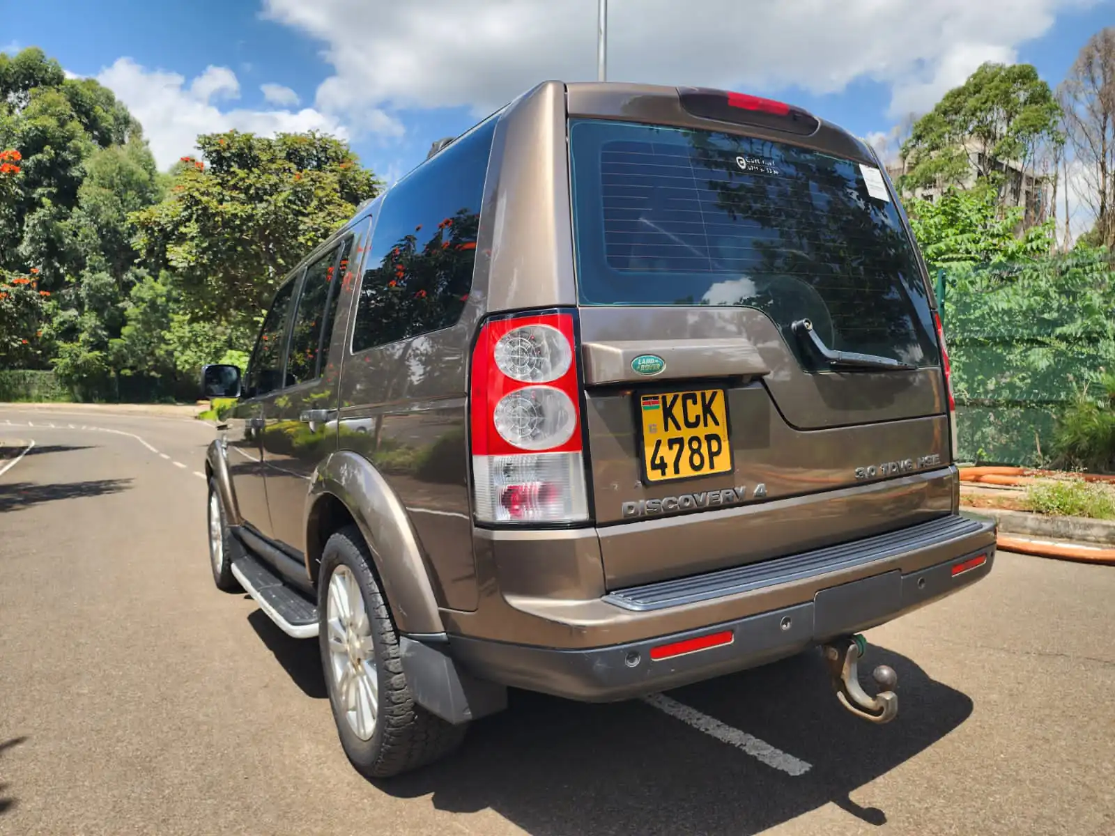 LAND ROVER  DISCOVERY 4  triple SUNROOF/MOONROOF SDV6 HSE QUICK SALE Deal on offer You Pay 30% Deposit Hire purchase installments HP UpTo 70% financing/finance NO CRB STATUS CHECK Trade in OK