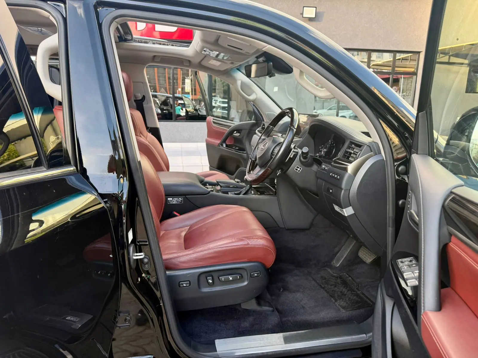 lexus lx 570 New Arrival 12.9M 😲 QUICK SALE Deal on offer You Pay 30% Deposit Hire purchase installments HP UpTo 70% financing/finance NO CRB STATUS CHECK Trade in OK 40 lexus lx 570 New Arrival 12.9M 😲 QUICK SALE Deal on offer You Pay 30% Deposit Hire purchase installments HP UpTo 70% financing/finance NO CRB STATUS CHECK Trade in OK