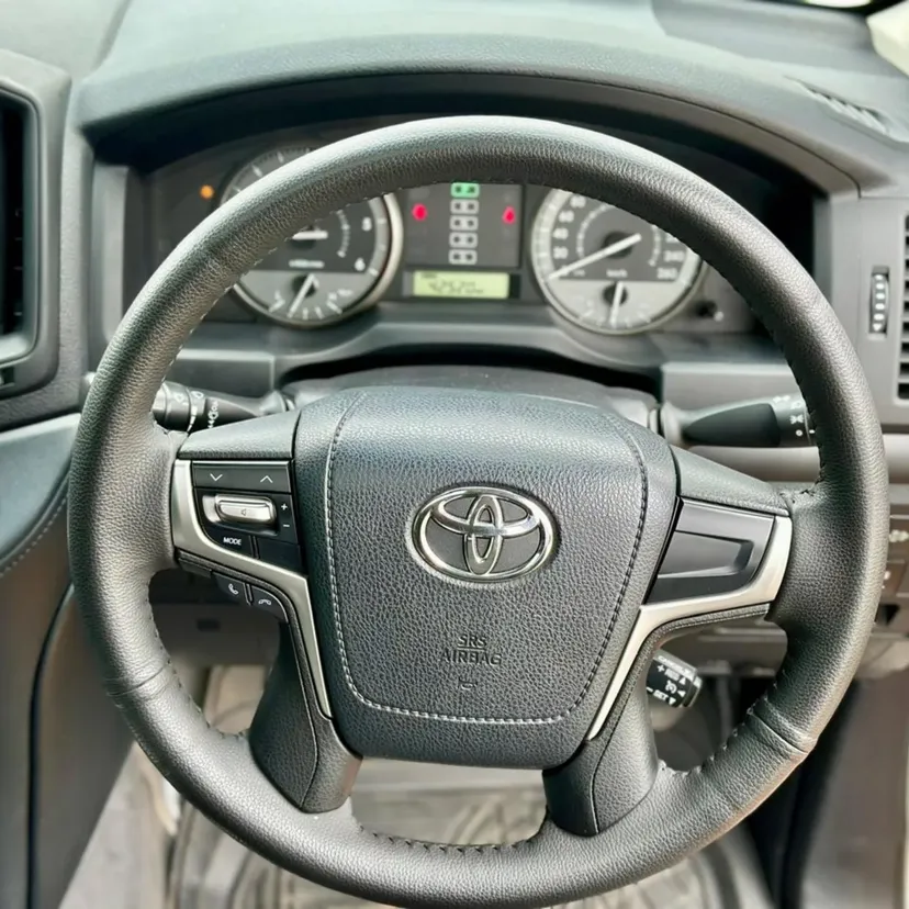 Toyota Land-Cruiser VX V8 Diesel NEW ARRIVAL QUICKEST SALE You Pay 30% Deposit Hire purchase installments HP UpTo 70% financing/finance NO CRB STATUS CHECK Trade in OK