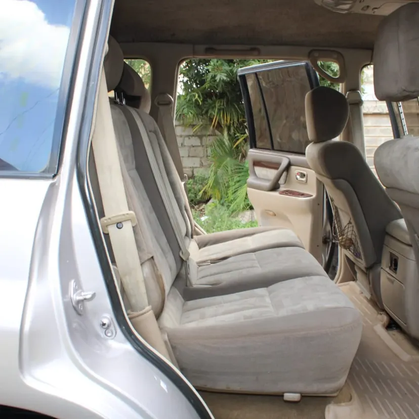 Toyota Land-Cruiser VX V8 Diesel 100 SERIES QUICKEST SALE You Pay 30% Deposit Hire purchase installments HP UpTo 70% financing/finance NO CRB STATUS CHECK Trade in OK