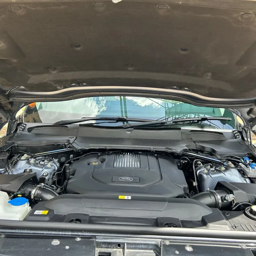 RANGE-ROVER VOGUE New Arrival New Shape Duty Free fully loaded QUICK SALE You Pay 30% Deposit Hire purchase installments HP UpTo 70% financing/finance NO CRB STATUS CHECK Trade in OK