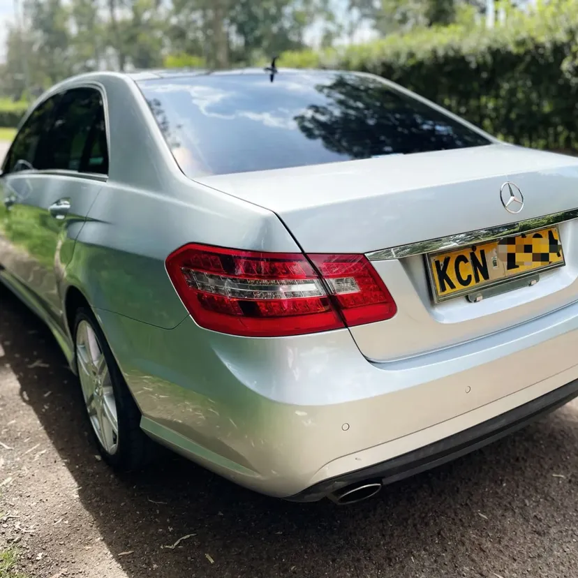 MERCEDES BENZ E250 PANORAMIC SUNROOF QUICK SALE You Pay 30% Deposit Hire purchase installments HP UpTo 70% financing/finance NO CRB STATUS CHECK Trade in OK