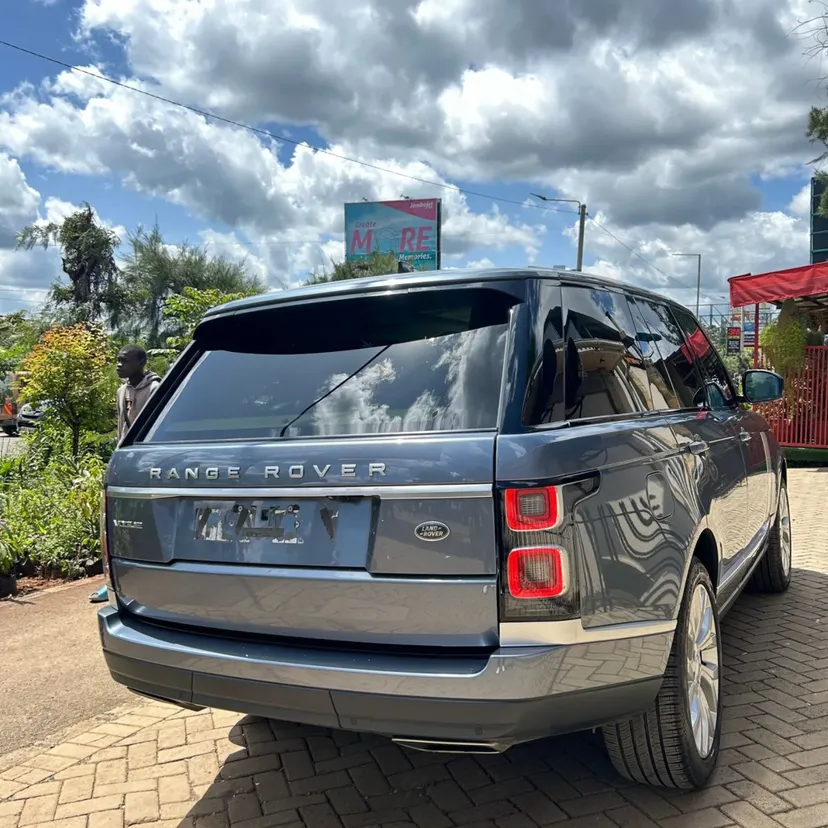 RANGE-ROVER VOGUE New Arrival New Shape Duty Free fully loaded QUICK SALE You Pay 30% Deposit Hire purchase installments HP UpTo 70% financing/finance NO CRB STATUS CHECK Trade in OK