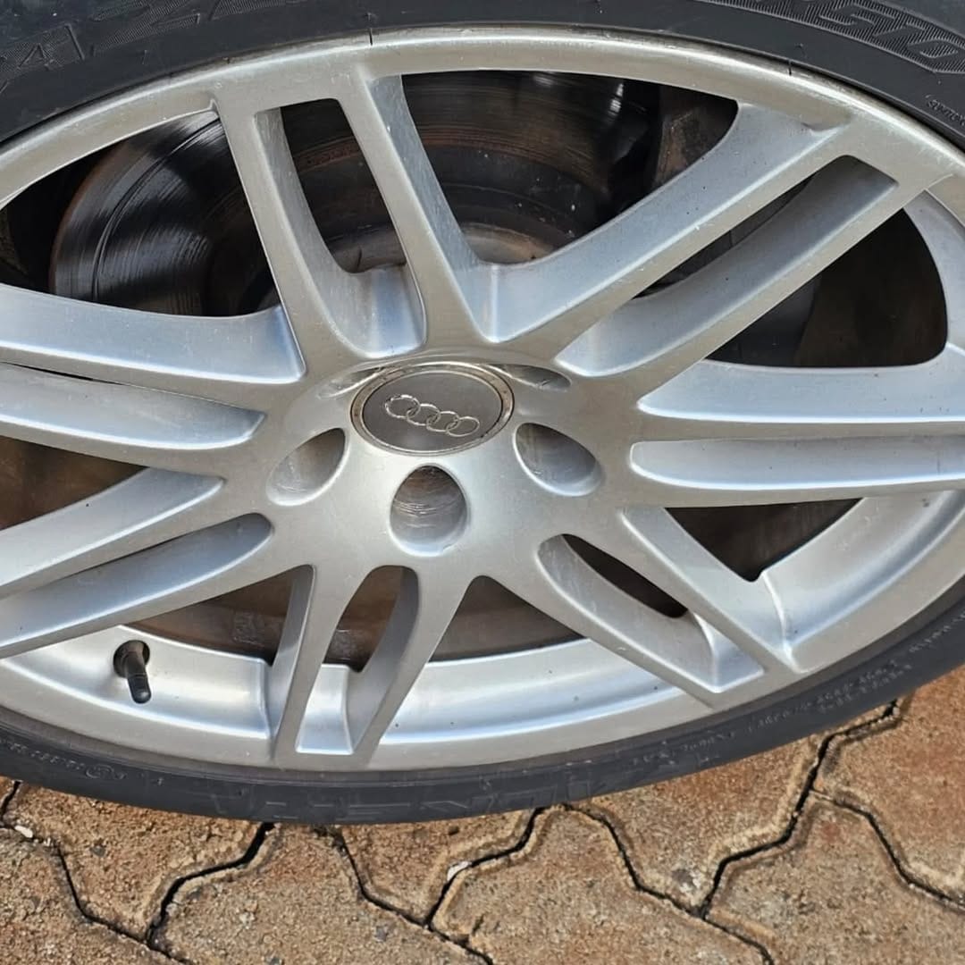 AUDI A-4 with SUNROOF fully loaded QUICK SALE DEAL ON OFFER You Pay 30% Deposit Hire purchase installments HP UpTo 70% financing/finance NO CRB STATUS CHECK Trade in OK
