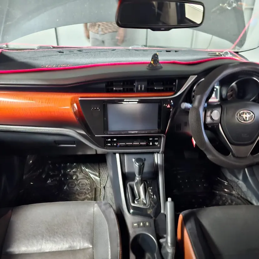 Toyota Auris lipa pole pole DEAL on offer QUICK SALE You Pay 30% Deposit Hire purchase installments HP UpTo 70% financing/finance NO CRB STATUS CHECK Trade in OK