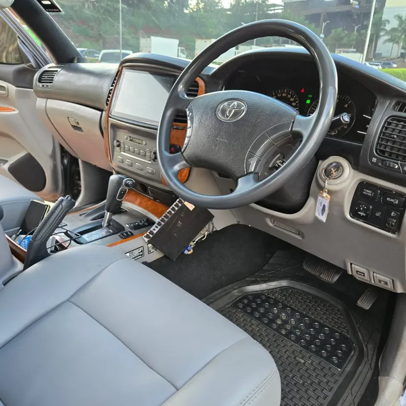 TOYOTA LAND-CRUISER 100 SERIES QUICK SALE DEAL ON OFFER You Pay 30% Deposit Hire purchase installments HP UpTo 70% financing/finance NO CRB STATUS CHECK Trade in OK 14 Chapchapmarket a335fa965c6040b2
