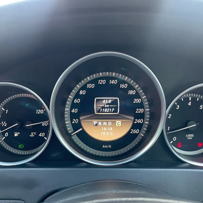 Mercedes Benz C200 c class DEAL ON OFFER QUICK SALE You Pay 30% Deposit Hire purchase installments HP UpTo 70% financing/finance NO CRB STATUS CHECK Trade in OK 21 Mercedes Benz C200 c class DEAL ON OFFER QUICK SALE You Pay 30% Deposit Hire purchase installments HP UpTo 70% financing/finance NO CRB STATUS CHECK Trade in OK