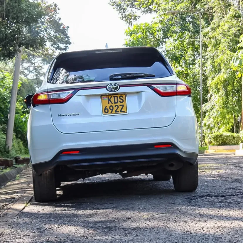 Toyota Harrier New shape New arrival 2018 lipa pole pole on offer Deal QUICK SALE You Pay 30% Deposit Hire purchase installments HP UpTo 70% financing/finance NO CRB STATUS CHECK Trade in OK
