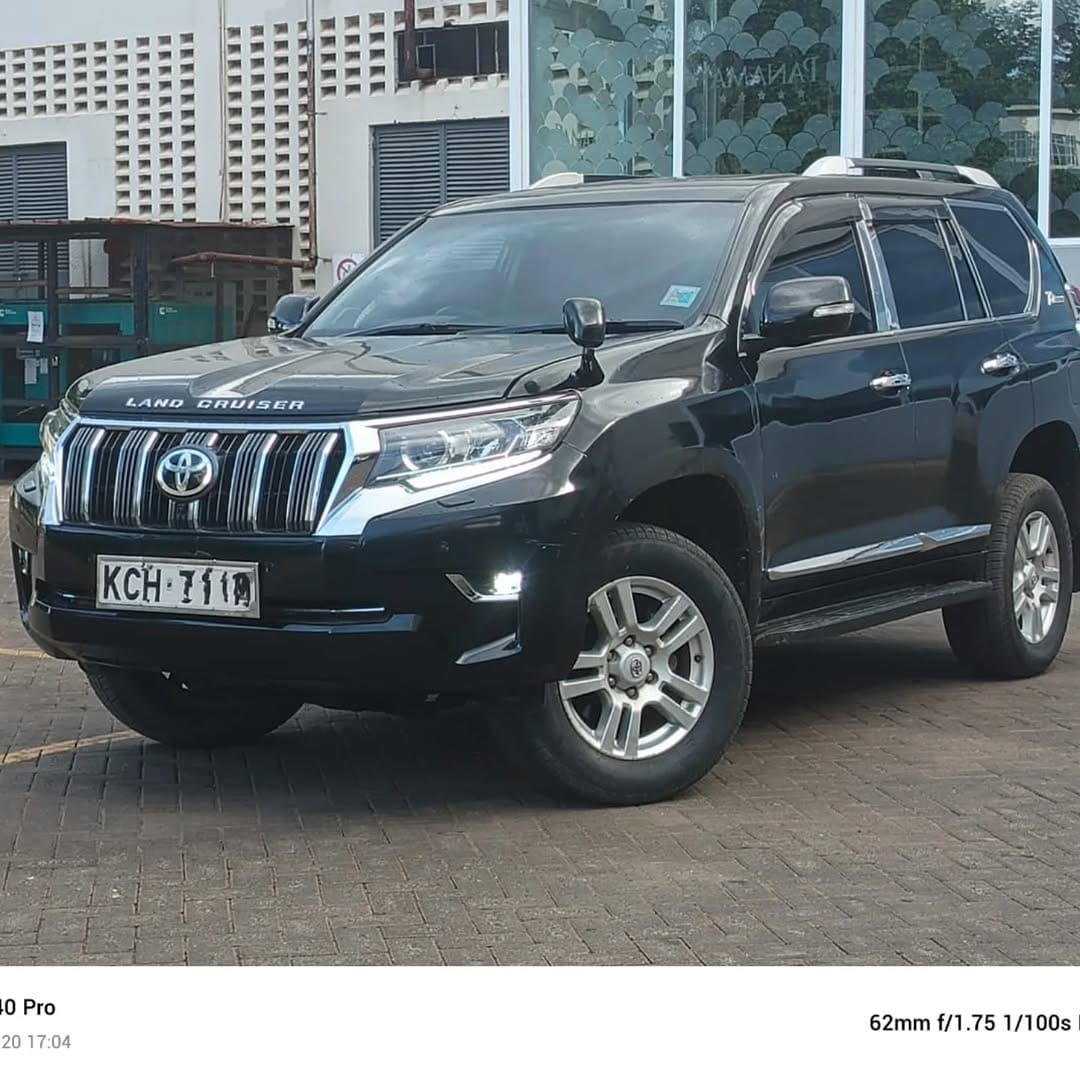 Toyota land cruiser Prado VX-L KAKADU 3.4M ONLY sunroof cooler box height control QUICK SALE Deal on offer You Pay 30% Deposit Hire purchase installments HP UpTo 70% financing/finance NO CRB STATUS CHECK Trade in OK 24 Toyota land cruiser Prado VX-L KAKADU 3.4M ONLY sunroof cooler box height control QUICK SALE Deal on offer You Pay 30% Deposit Hire purchase installments HP UpTo 70% financing/finance NO CRB STATUS CHECK Trade in OK