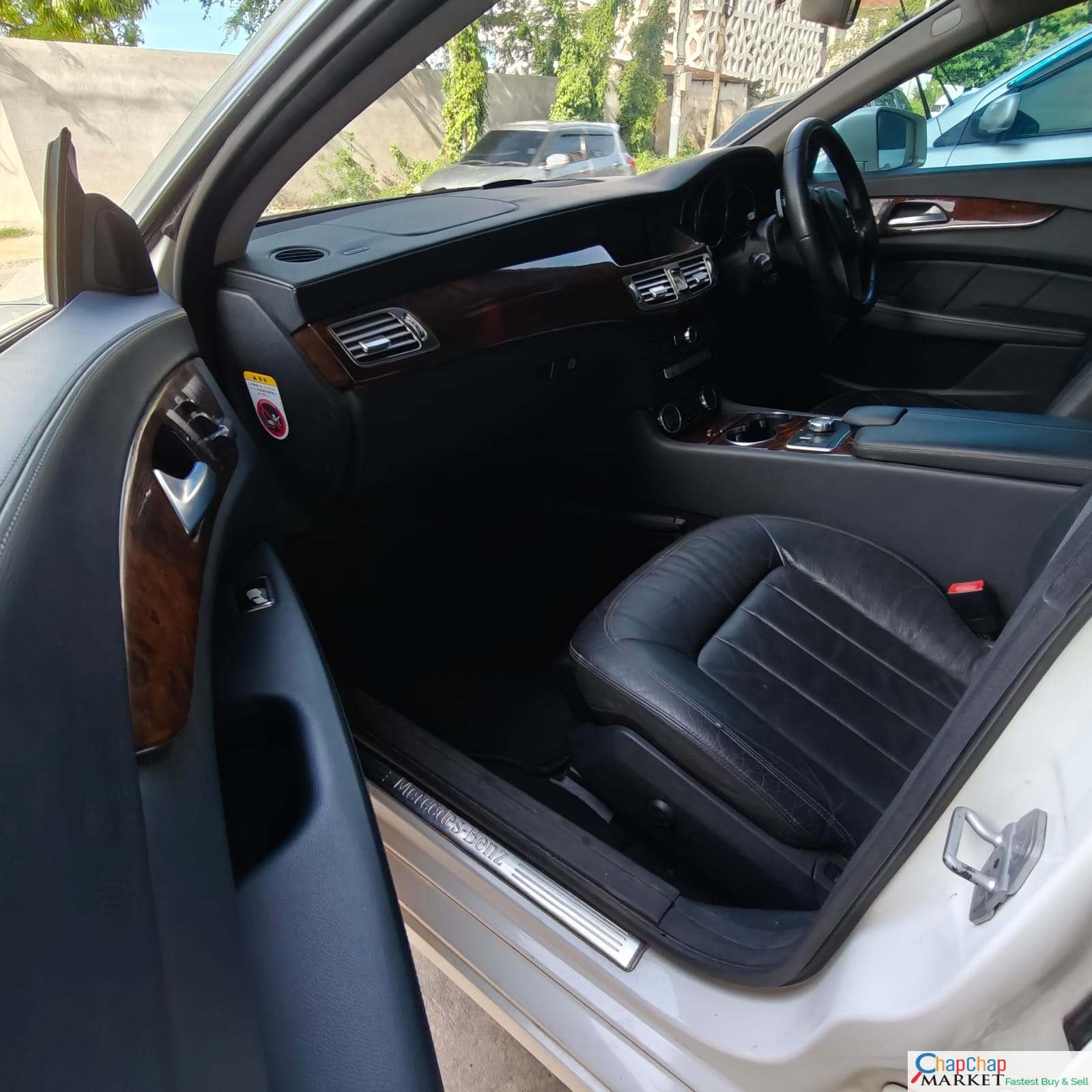 MERCEDES CLS 350 SUNROOF New shape  asian Owner Cleanest  QUICK SALE You Pay 30% Deposit Hire purchase installments HP UpTo 70% financing/finance NO CRB STATUS CHECK Trade in OK