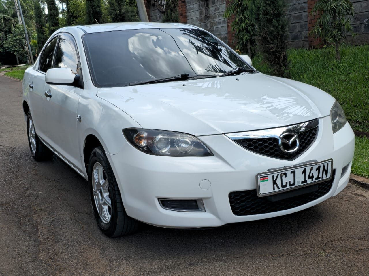 Mazda Axela QUICK SALE You Pay 30% Deposit Hire purchase installments HP UpTo 70% financing/finance NO CRB STATUS CHECK Trade in OK 7 Img 20250507 wa0103