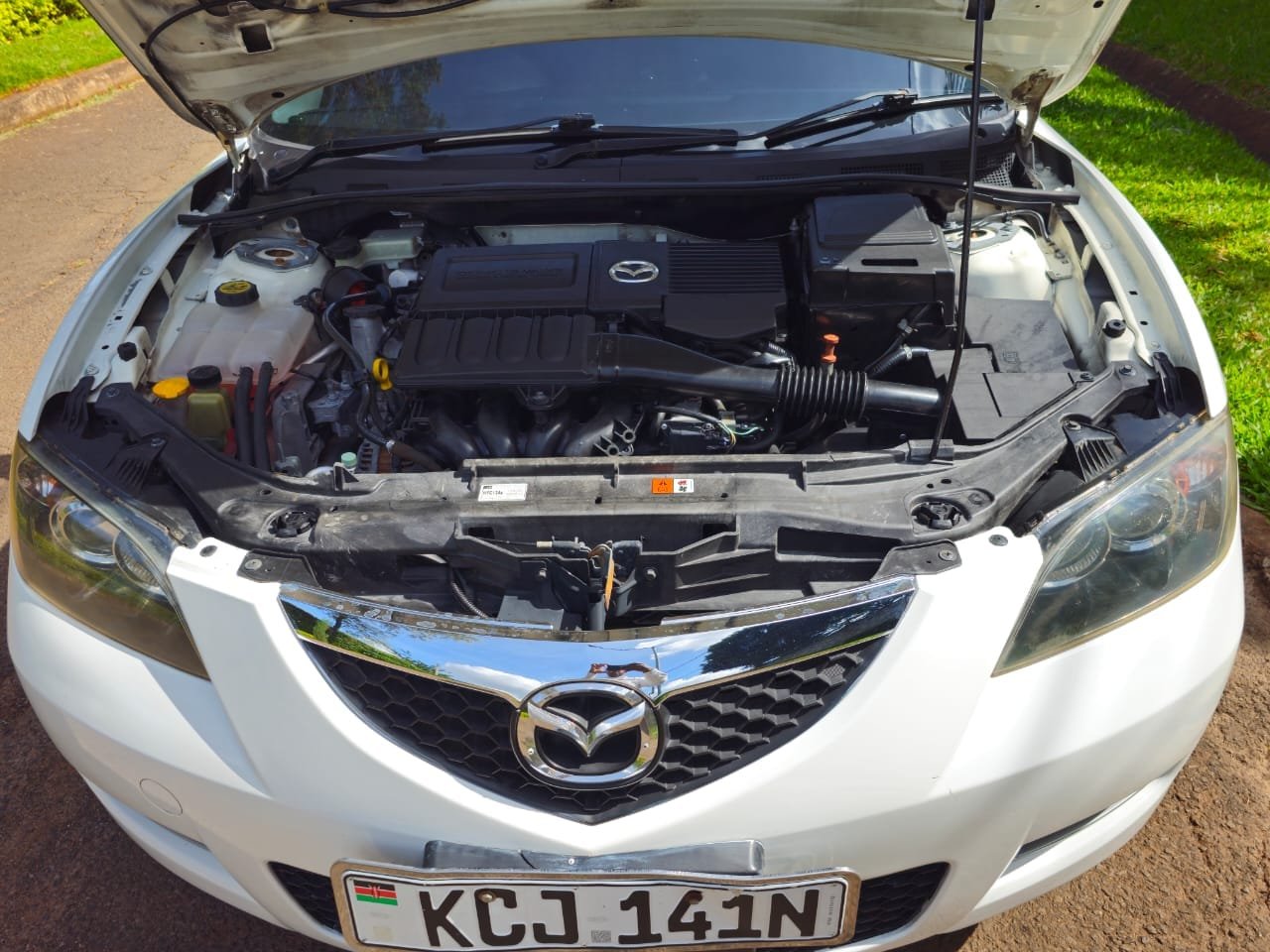 Mazda Axela QUICK SALE You Pay 30% Deposit Hire purchase installments HP UpTo 70% financing/finance NO CRB STATUS CHECK Trade in OK 10 Img 20250507 wa0104