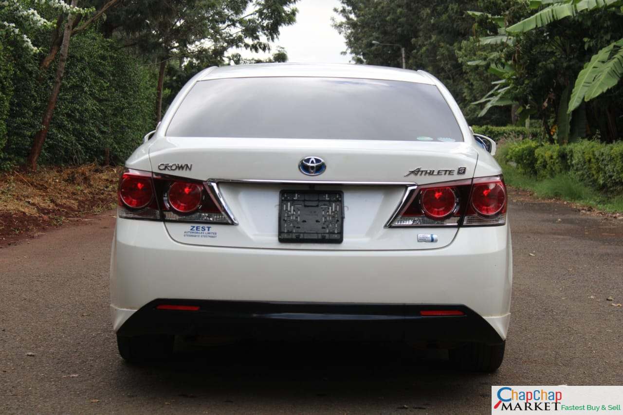 TOYOTA CROWN ATHLETE with Sunroof QUICK SALE You Pay 30% Deposit Hire purchase installments HP UpTo 70% financing/finance NO CRB STATUS CHECK Trade in OK