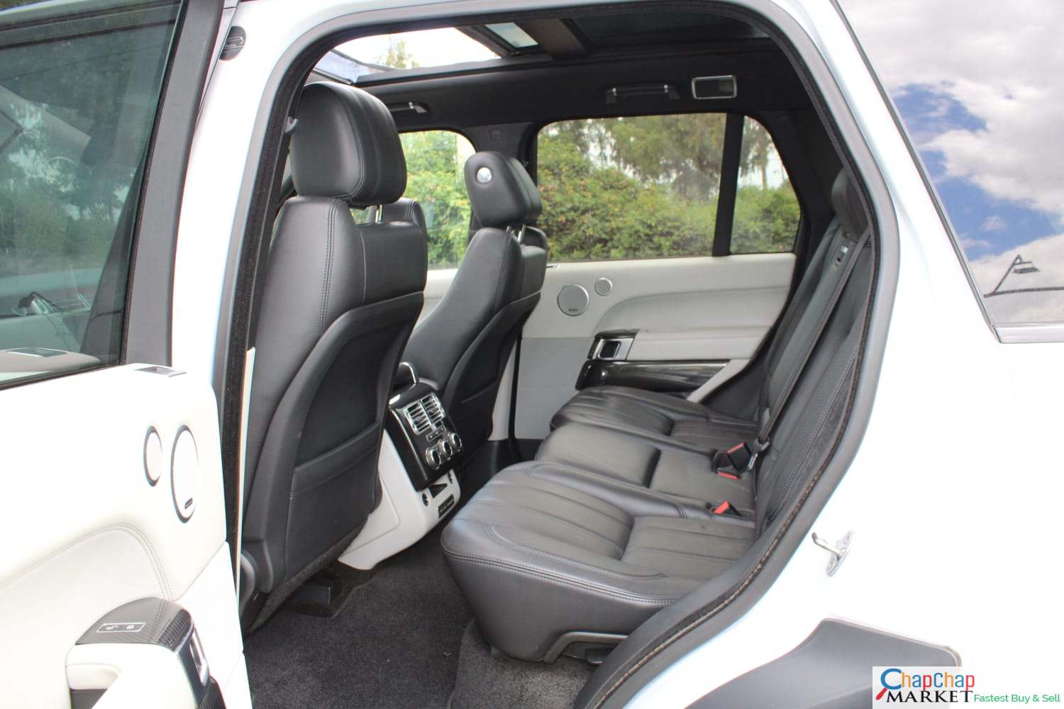 RANGE-ROVER VOGUE New Arrival New shape  Loaded QUICK SALE You Pay 30% Deposit Hire purchase installments HP UpTo 70% financing/finance NO CRB STATUS CHECK Trade in OK 🔥
