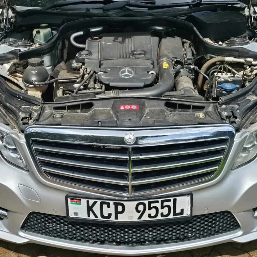 MERCEDES BENZ E250 E CLASS SUNROOF/MOONROOF FULLY LOADED QUICK SALE You Pay 30% Deposit Hire purchase installments HP UpTo 70% financing/finance NO CRB STATUS CHECK Trade in OK 9 Chapchapmarket e10d3888f3974546