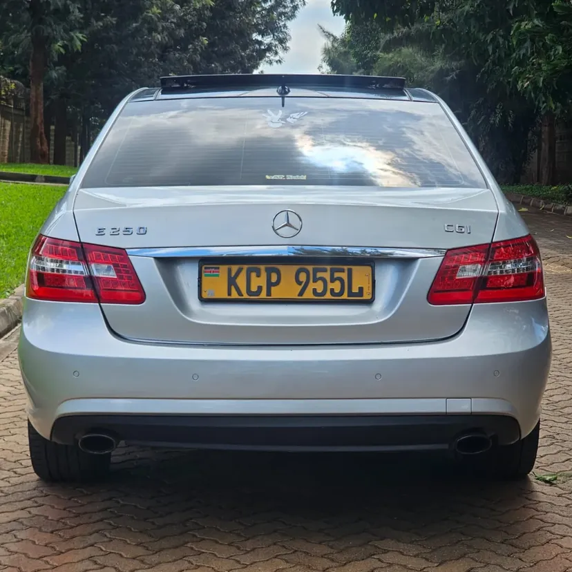 MERCEDES BENZ E250 E CLASS SUNROOF/MOONROOF FULLY LOADED QUICK SALE You Pay 30% Deposit Hire purchase installments HP UpTo 70% financing/finance NO CRB STATUS CHECK Trade in OK 12 Chapchapmarket cc9285ccd8624ec2