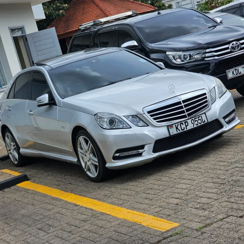 MERCEDES BENZ E250 E CLASS SUNROOF/MOONROOF FULLY LOADED QUICK SALE You Pay 30% Deposit Hire purchase installments HP UpTo 70% financing/finance NO CRB STATUS CHECK Trade in OK 14 Chapchapmarket ae6fce0bcd9e4fa8